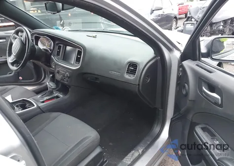 2015 Dodge Charger Sxt z USA, uszkodzony, nr VIN 2C3CDXJG1FH875456